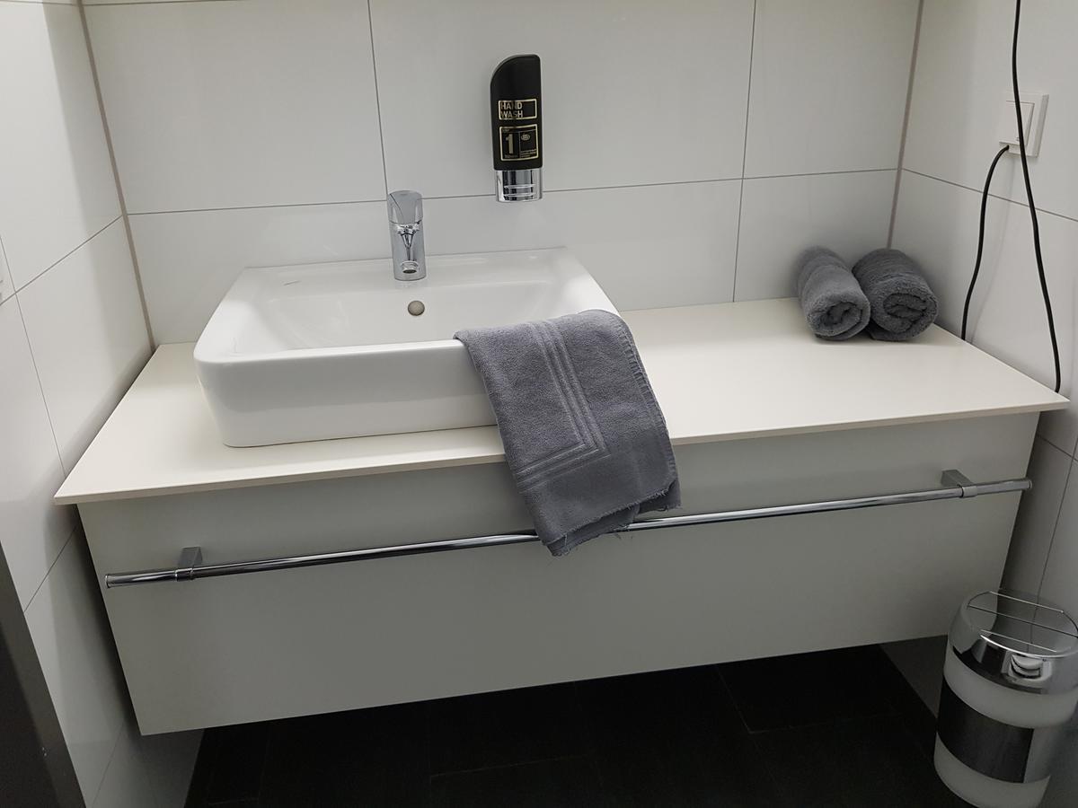 Hotel Zum Eichenzeller Esterno foto