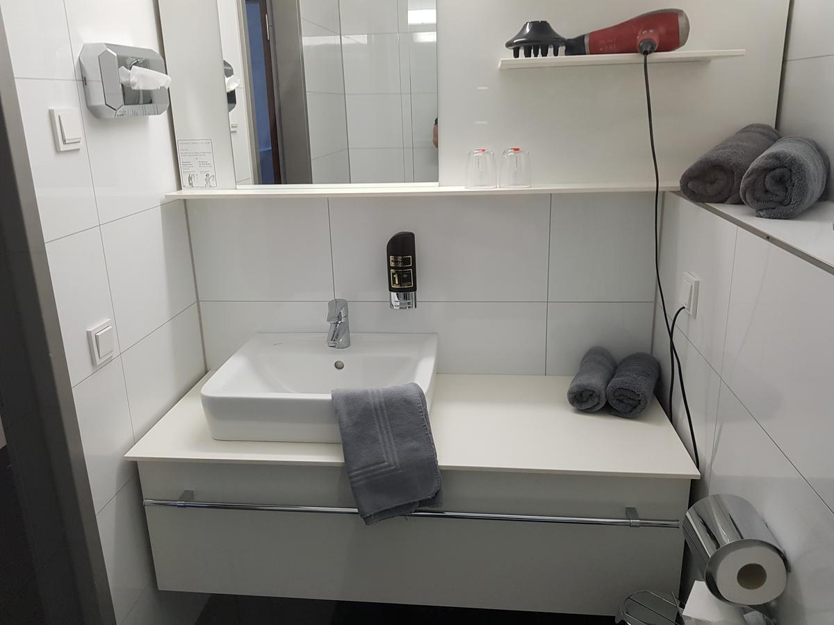 Hotel Zum Eichenzeller Esterno foto